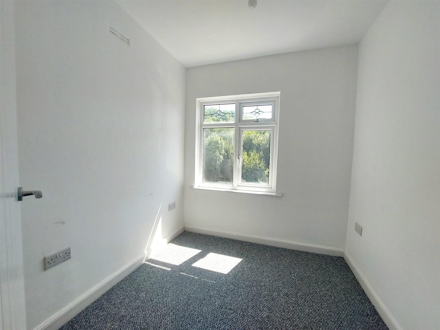 Swansea Road, Gorseinon, Swansea, SA4 4HQ